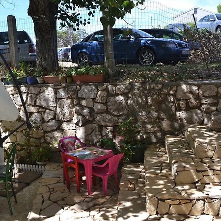 Apartmani Jenny I Tania Лопар Екстериор снимка