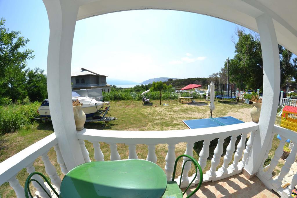 Apartmani Jenny I Tania Лопар Екстериор снимка